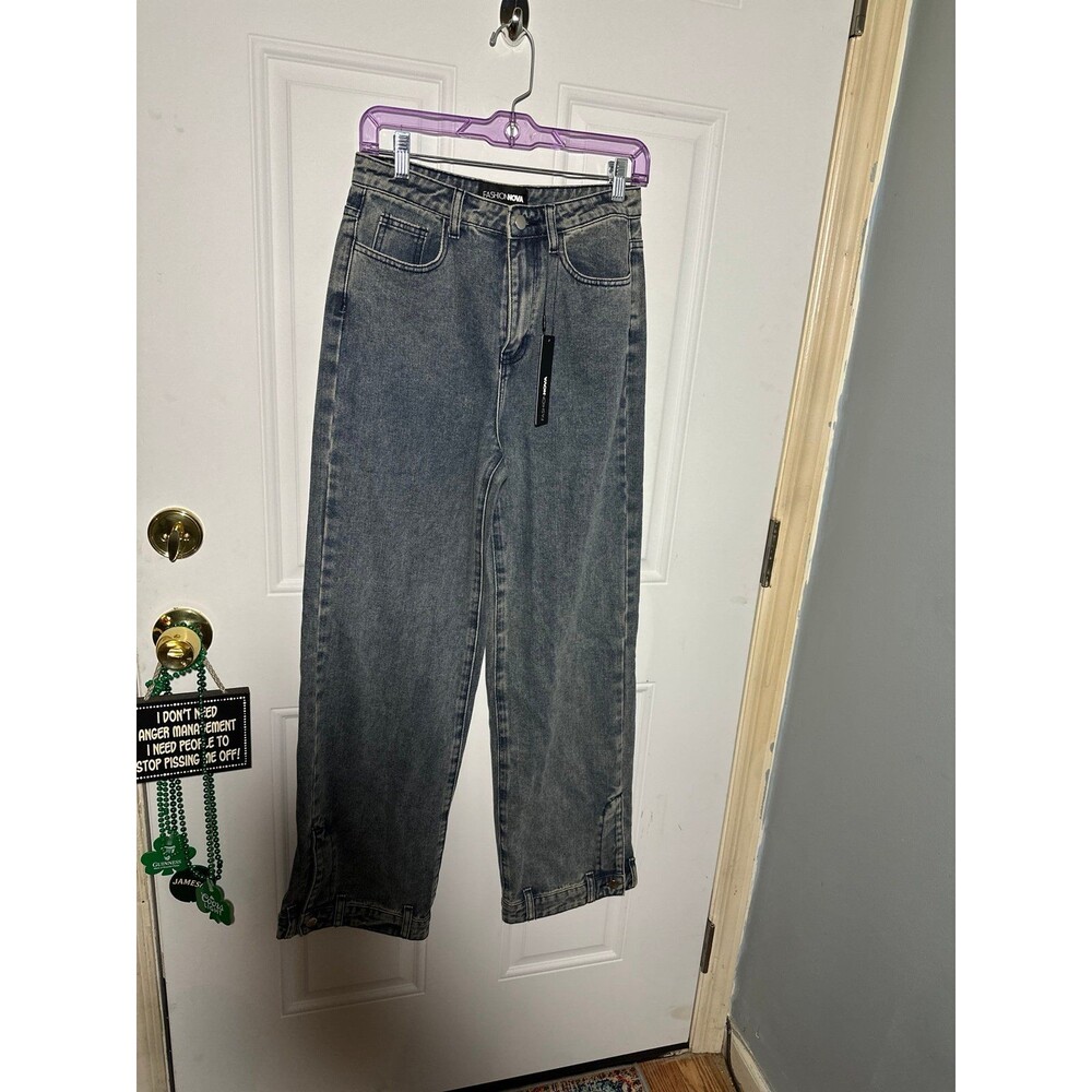 FASHIONNOVA
GOT YOUR MIND RACING STRAIGHT LEG JEANS NWT